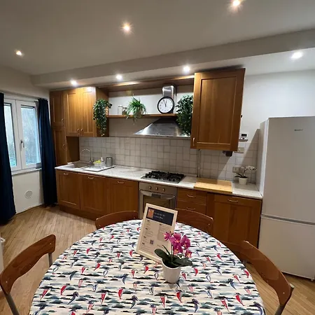 公寓 Tavoleria Center 2-bedrooms Flat 比萨