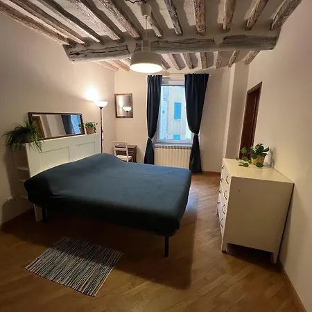 Tavoleria Center 2-bedrooms Flat * 比萨